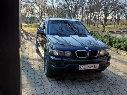 Чорний БМВ Х5, об'ємом двигуна 3 л та пробігом 260 тис. км за 11500 $, фото 1 на Automoto.ua