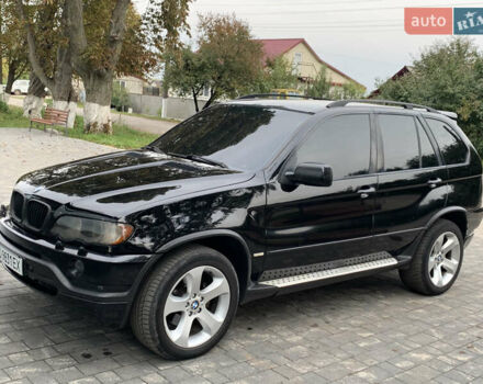 Черный БМВ Х5, объемом двигателя 4.4 л и пробегом 377 тыс. км за 6500 $, фото 1 на Automoto.ua