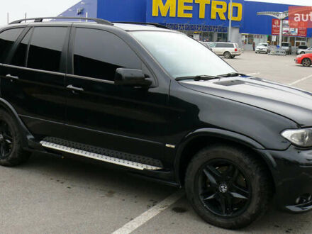 Чорний БМВ Х5, об'ємом двигуна 3 л та пробігом 298 тис. км за 10500 $, фото 1 на Automoto.ua