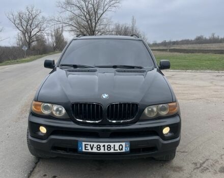Черный БМВ Х5, объемом двигателя 3 л и пробегом 293 тыс. км за 5700 $, фото 1 на Automoto.ua