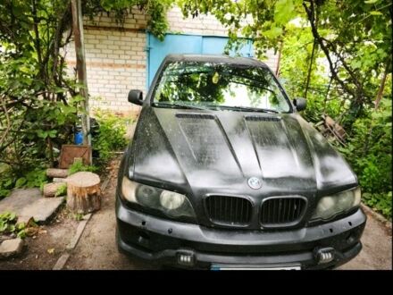 Черный БМВ Х5, объемом двигателя 3 л и пробегом 500 тыс. км за 4800 $, фото 1 на Automoto.ua
