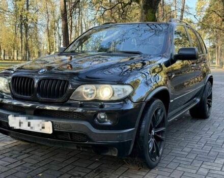 Черный БМВ Х5, объемом двигателя 4.4 л и пробегом 252 тыс. км за 3800 $, фото 1 на Automoto.ua