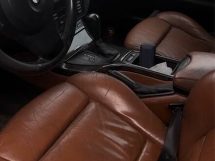 Чорний БМВ Х5, об'ємом двигуна 0 л та пробігом 297 тис. км за 13500 $, фото 1 на Automoto.ua