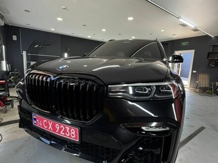 Чорний БМВ Х5, об'ємом двигуна 0 л та пробігом 400 тис. км за 10238 $, фото 1 на Automoto.ua
