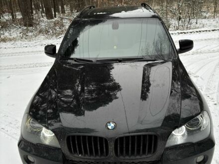Чорний БМВ Х5, об'ємом двигуна 3 л та пробігом 380 тис. км за 10000 $, фото 1 на Automoto.ua