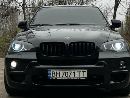 Черный БМВ Х5, объемом двигателя 4.8 л и пробегом 190 тыс. км за 22000 $, фото 1 на Automoto.ua