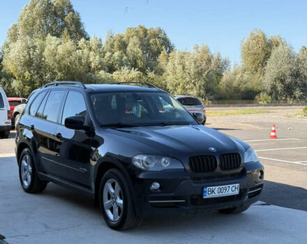 Чорний БМВ Х5, об'ємом двигуна 3 л та пробігом 300 тис. км за 14000 $, фото 1 на Automoto.ua