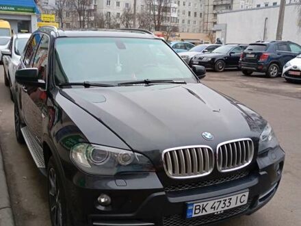 БМВ Х5 2010 в Ровно на Automoto.ua Черный БМВ Х5, объемом двигателя 3 л и пробегом 440 тыс. км за 18000 $, фото 1 на Automoto.ua