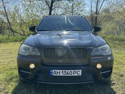Черный БМВ Х5, объемом двигателя 3 л и пробегом 222 тыс. км за 13000 $, фото 1 на Automoto.ua