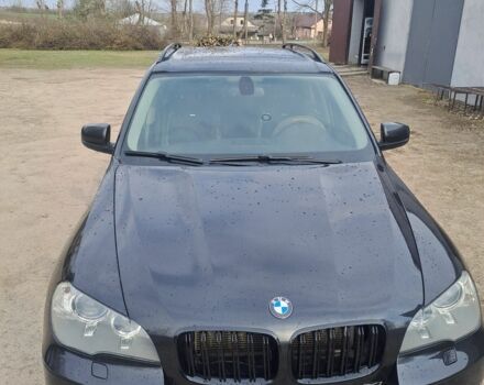 Черный БМВ Х5, объемом двигателя 3 л и пробегом 294 тыс. км за 16000 $, фото 1 на Automoto.ua