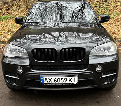 Черный БМВ Х5, объемом двигателя 2.98 л и пробегом 130 тыс. км за 12500 $, фото 1 на Automoto.ua