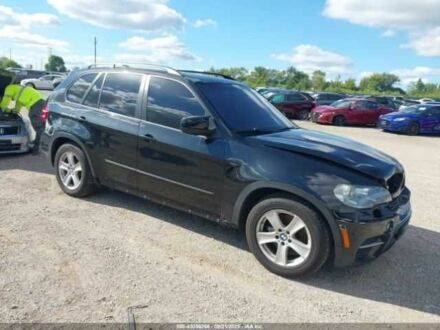 Черный БМВ Х5, объемом двигателя 3 л и пробегом 209 тыс. км за 1500 $, фото 1 на Automoto.ua