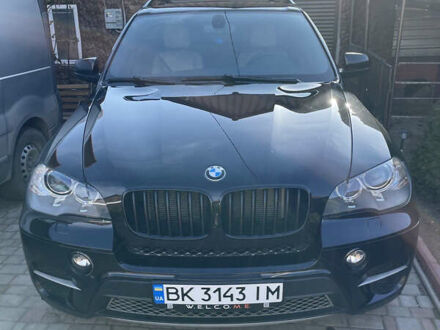 Черный БМВ Х5, объемом двигателя 2.99 л и пробегом 247 тыс. км за 21000 $, фото 1 на Automoto.ua