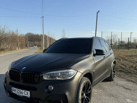 БМВ Х5 2014 в Житомире на Automoto.ua Черный БМВ Х5, объемом двигателя 2.99 л и пробегом 414 тыс. км за 27555 $, фото 1 на Automoto.ua