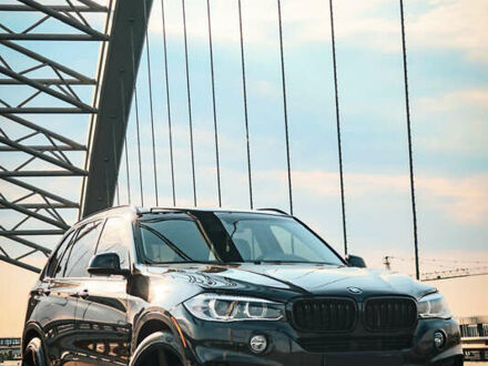 Черный БМВ Х5, объемом двигателя 2.99 л и пробегом 300 тыс. км за 28000 $, фото 1 на Automoto.ua