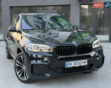 Чорний БМВ Х5, об'ємом двигуна 3 л та пробігом 218 тис. км за 33999 $, фото 1 на Automoto.ua
