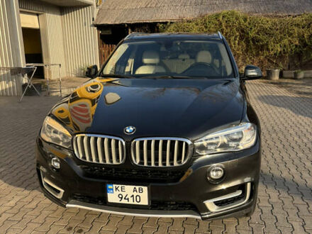 Черный БМВ Х5, объемом двигателя 2 л и пробегом 258 тыс. км за 25500 $, фото 1 на Automoto.ua