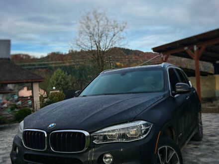 Черный БМВ Х5, объемом двигателя 3 л и пробегом 164 тыс. км за 29151 $, фото 1 на Automoto.ua