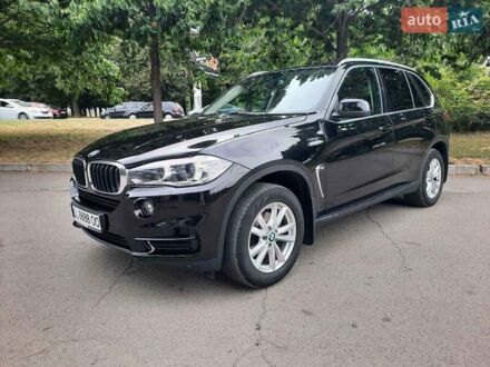 Черный БМВ Х5, объемом двигателя 2 л и пробегом 155 тыс. км за 26500 $, фото 1 на Automoto.ua
