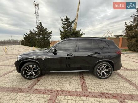 БМВ Х5 2020 в Измаиле на Automoto.ua Черный БМВ Х5, объемом двигателя 2.99 л и пробегом 95 тыс. км за 69000 $, фото 1 на Automoto.ua