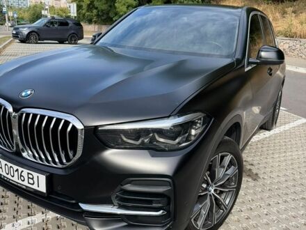 Чорний БМВ Х5, об'ємом двигуна 2 л та пробігом 102 тис. км за 50499 $, фото 1 на Automoto.ua