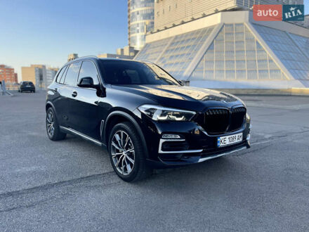 БМВ Х5 2021 в Днепре (Днепропетровске) на Automoto.ua Черный БМВ Х5, объемом двигателя 2 л и пробегом 94 тыс. км за 54500 $, фото 1 на Automoto.ua