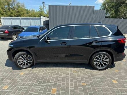БМВ Х5 2022 у Одесі на Automoto.ua Чорний БМВ Х5, об'ємом двигуна 0 л та пробігом 70 тис. км за 58000 $, фото 1 на Automoto.ua