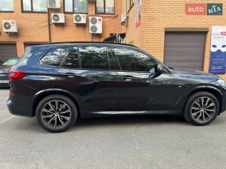 БМВ Х5 2023 в Киеве на Automoto.ua Черный БМВ Х5, объемом двигателя 2 л и пробегом 29 тыс. км за 80500 $, фото 1 на Automoto.ua