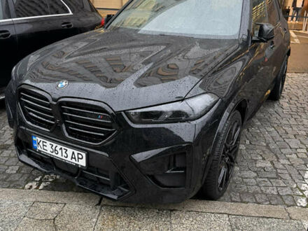 Черный БМВ Х5, объемом двигателя 3 л и пробегом 22 тыс. км за 89000 $, фото 1 на Automoto.ua