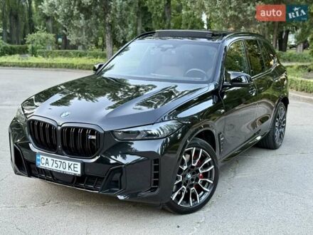 БМВ Х5 2024 в Киеве на Automoto.ua Черный БМВ Х5, объемом двигателя 4.4 л и пробегом 29 тыс. км за 139950 $, фото 1 на Automoto.ua