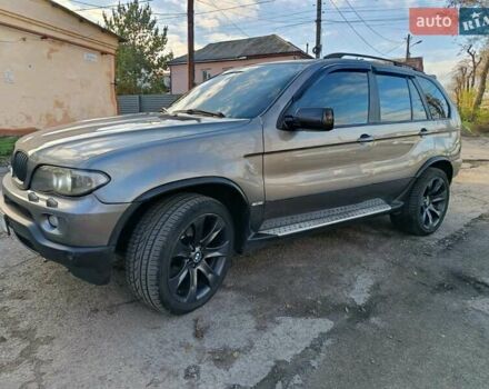 Коричневый БМВ Х5, объемом двигателя 4.8 л и пробегом 280 тыс. км за 7499 $, фото 1 на Automoto.ua