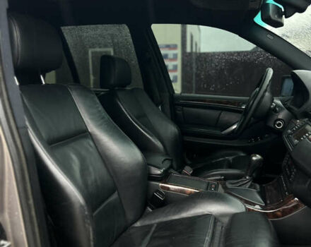 Коричневый БМВ Х5, объемом двигателя 3 л и пробегом 318 тыс. км за 9850 $, фото 30 на Automoto.ua