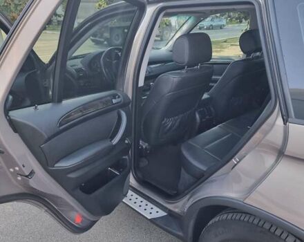 Коричневый БМВ Х5, объемом двигателя 3 л и пробегом 360 тыс. км за 14700 $, фото 5 на Automoto.ua