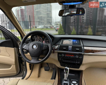 Коричневый БМВ Х5, объемом двигателя 2.99 л и пробегом 330 тыс. км за 14500 $, фото 20 на Automoto.ua