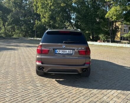 Коричневый БМВ Х5, объемом двигателя 3 л и пробегом 298 тыс. км за 13000 $, фото 2 на Automoto.ua