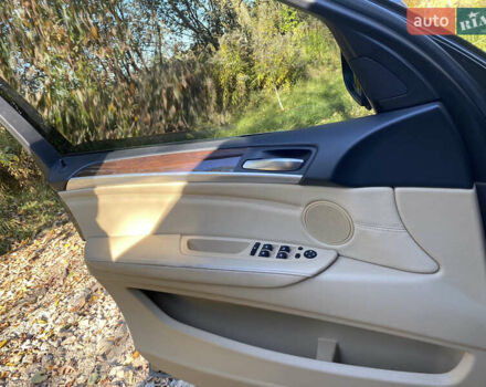 БМВ Х5 2010 в Новояворовск на Automoto.ua Коричневый БМВ Х5, объемом двигателя 2.99 л и пробегом 256 тыс. км за 16900 $, фото 26 на Automoto.ua