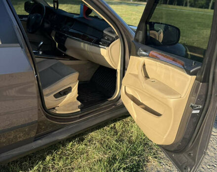 Коричневий БМВ Х5, об'ємом двигуна 2.98 л та пробігом 258 тис. км за 13700 $, фото 9 на Automoto.ua