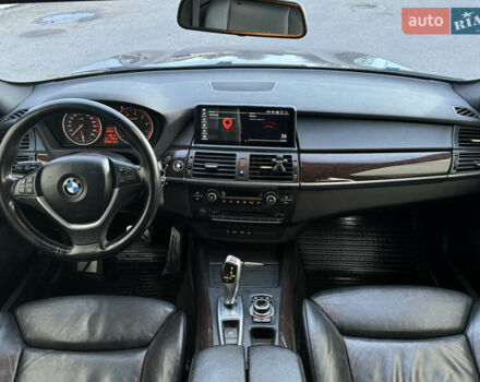 БМВ Х5 2010 в Новомосковске на Automoto.ua Коричневый БМВ Х5, объемом двигателя 2.98 л и пробегом 255 тыс. км за 12200 $, фото 9 на Automoto.ua