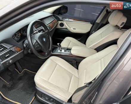 Коричневый БМВ Х5, объемом двигателя 2.98 л и пробегом 203 тыс. км за 11350 $, фото 19 на Automoto.ua
