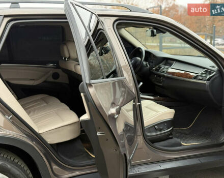 Коричневый БМВ Х5, объемом двигателя 2.98 л и пробегом 203 тыс. км за 11350 $, фото 24 на Automoto.ua