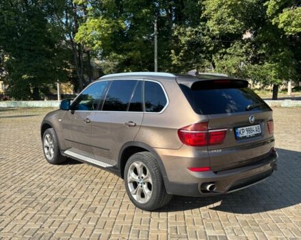 Коричневый БМВ Х5, объемом двигателя 3 л и пробегом 298 тыс. км за 13000 $, фото 3 на Automoto.ua