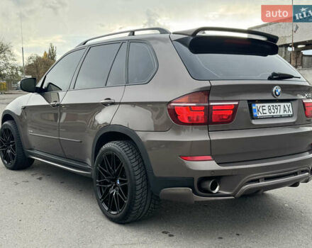 БМВ Х5 2010 в Новомосковске на Automoto.ua Коричневый БМВ Х5, объемом двигателя 2.98 л и пробегом 255 тыс. км за 12200 $, фото 6 на Automoto.ua