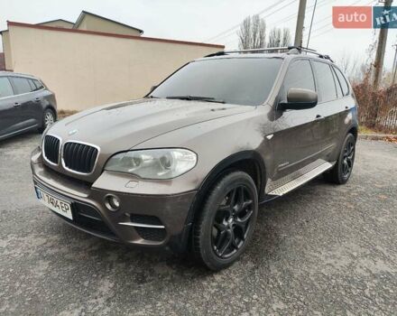 Коричневый БМВ Х5, объемом двигателя 3 л и пробегом 258 тыс. км за 17000 $, фото 1 на Automoto.ua