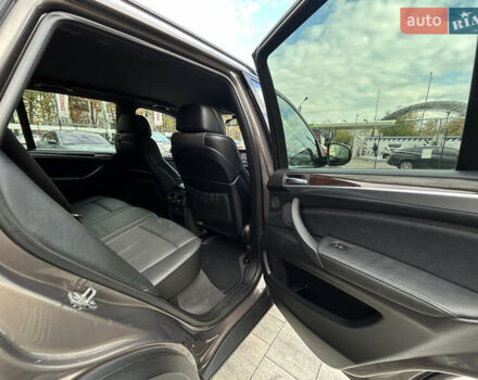 Коричневый БМВ Х5, объемом двигателя 2.99 л и пробегом 249 тыс. км за 19900 $, фото 23 на Automoto.ua