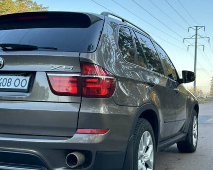 БМВ Х5 2010 в Чернигове на Automoto.ua Коричневый БМВ Х5, объемом двигателя 3 л и пробегом 303 тыс. км за 12800 $, фото 7 на Automoto.ua