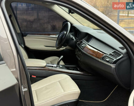 Коричневый БМВ Х5, объемом двигателя 2.98 л и пробегом 203 тыс. км за 11350 $, фото 23 на Automoto.ua