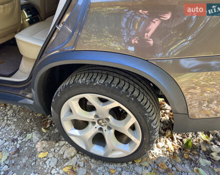БМВ Х5 2010 в Новояворовск на Automoto.ua Коричневый БМВ Х5, объемом двигателя 2.99 л и пробегом 256 тыс. км за 16900 $, фото 20 на Automoto.ua