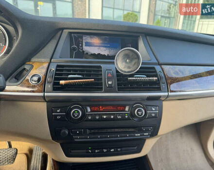 Коричневый БМВ Х5, объемом двигателя 2.98 л и пробегом 360 тыс. км за 16500 $, фото 17 на Automoto.ua