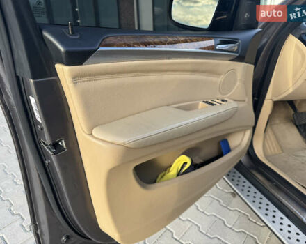 Коричневый БМВ Х5, объемом двигателя 2.98 л и пробегом 360 тыс. км за 16500 $, фото 27 на Automoto.ua