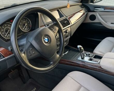 Коричневий БМВ Х5, об'ємом двигуна 3 л та пробігом 267 тис. км за 269 $, фото 6 на Automoto.ua